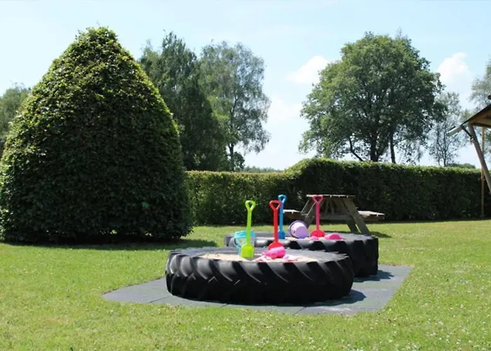 Minicamping De Lindenhoeve - Tent Eendje Nistelrode